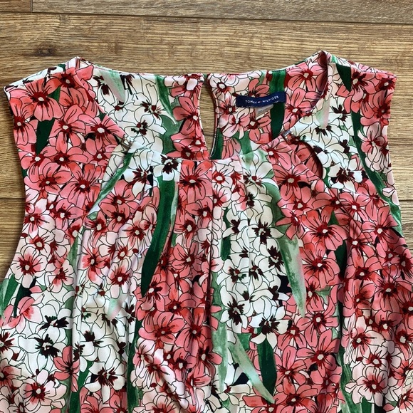 Tommy Hilfiger Floral cutout blouse - Picture 2 of 6